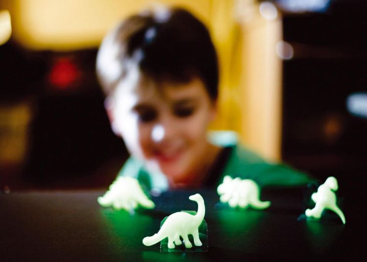 4M Glow-in-the-dark 3D Dino's (8) (5605426) - SPADT - speelgoed met advies