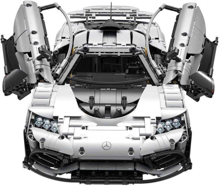 CaDA Master Mercedes AMG Project One (1:8) (CDC61503W) - SPADT - speelgoed met advies