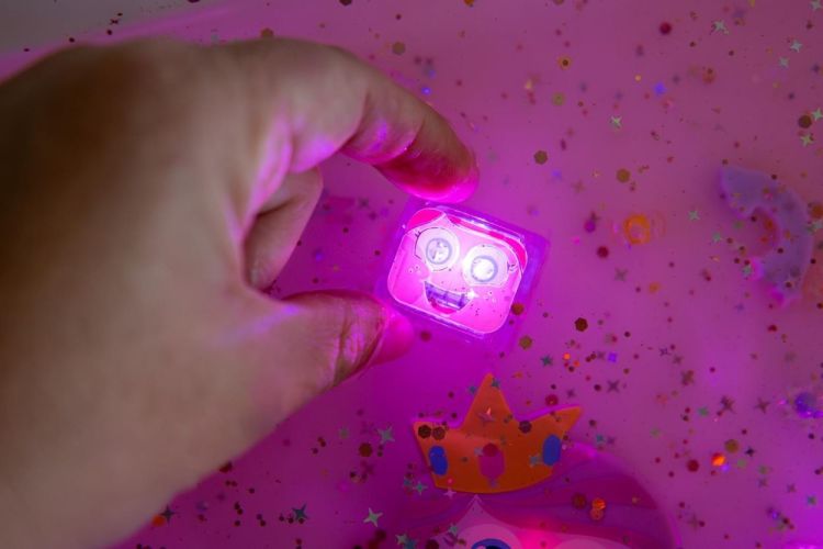 Glo Pals Glo Pals 'Ida', Light-Up Cubes' (GP4PKIDA) - SPADT - speelgoed met advies