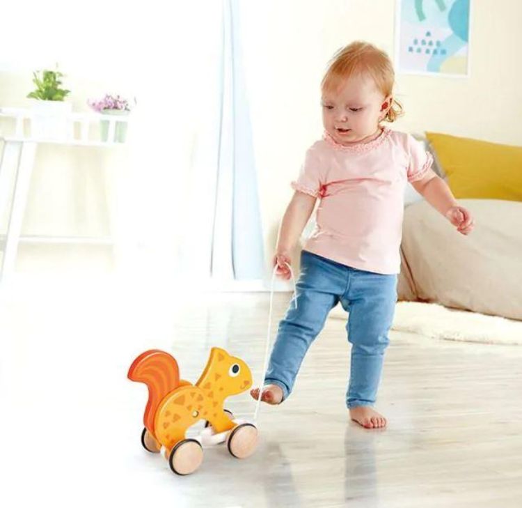 Hape Trekdier Eekhoorn (E0917) - SPADT - speelgoed met advies