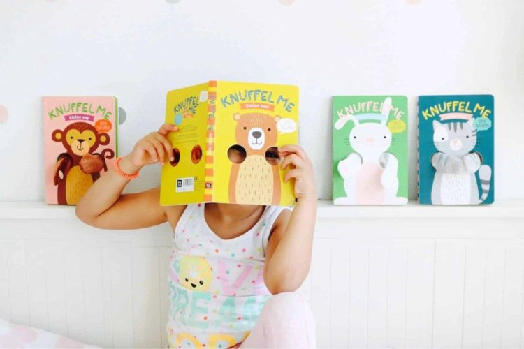 Image Books Boekje 'Knuffel me, klein Konijntje' (OC927655) - SPADT - speelgoed met advies