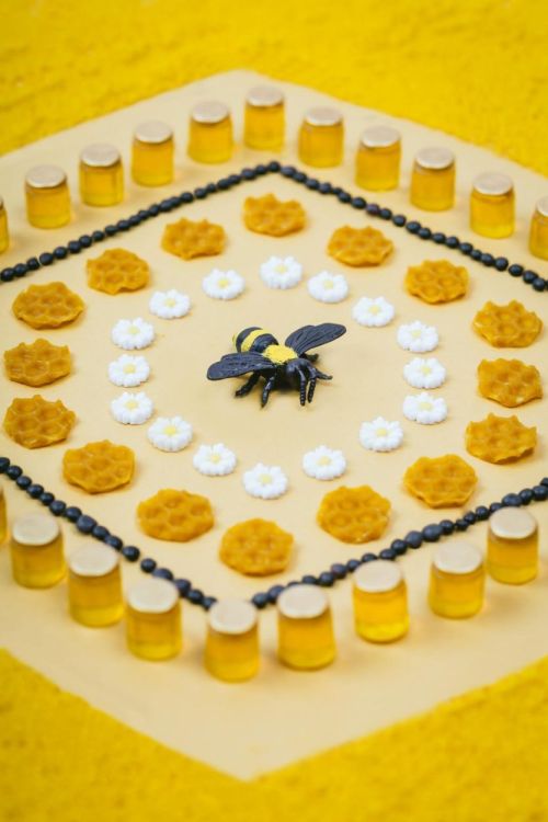 Petit Boum Sensorische Fles Bijen (PBSBEES) - SPADT - speelgoed met advies