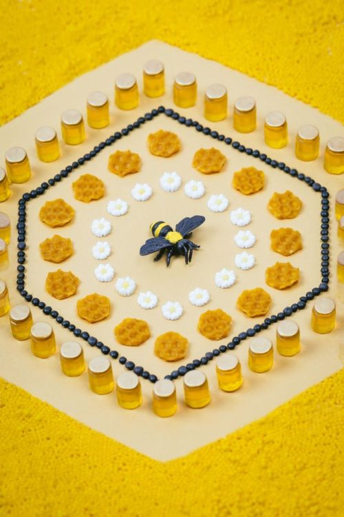 Petit Boum Sensorische Fles Bijen (PBSBEES) - SPADT - speelgoed met advies