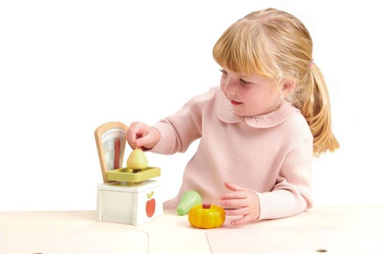 Tender Leaf Toys Houten Weegschaal (4608259) - SPADT - speelgoed met advies